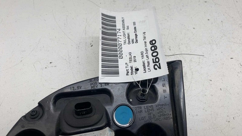 ⭕ 17-23 Tesla Model 3 Rear Left Inner Taillight LED Tail Lamp (3-Pin) 