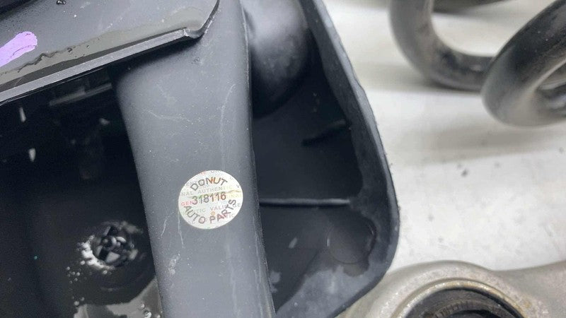 ⭕ 21-23 Volkswagen ID.4 Rear Right Spindle Knuckle w/ Upper & Lower Co