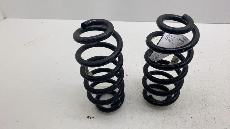 ⭕ 22-23 Polestar Polestar 2 Rear Left & Right Shock Strut Coil Spring 