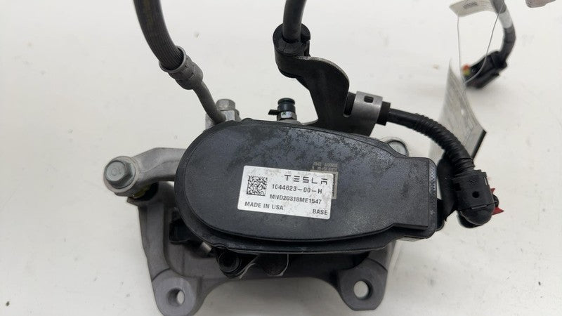 1044623-00-H ⭕ 2017-2025 Tesla Model 3 Rear Left Caliper w/ Brake Line Hose BASE 1044623-00-H