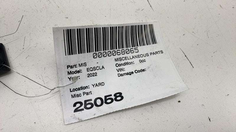 A 297 540 20 01 ⭕ 22 Mercedes-Benz EQS 450+ Dashboard Fuse Relay Junction Box Block A2975402001