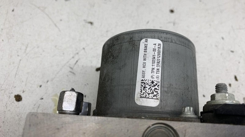 ⭕ 17-23 Tesla Model 3 Anti-Lock Brake System ABS Pump Module Unit 1044