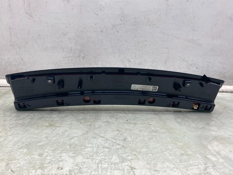 1077405-00-F ⭕ 17-23 Model 3 Rear Package Tray Lamp Inner 3rd Brake Stop Light 1077405-00-F