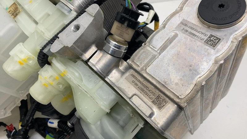 ⭕ 2020-2024 Tesla Model Y Supermanifold Refrigerant Chiller w/ Coolant