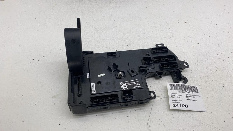 107867390K 17-20 Model 3 Left Low Voltage Controller Electronic Control Module 1078673-90-K