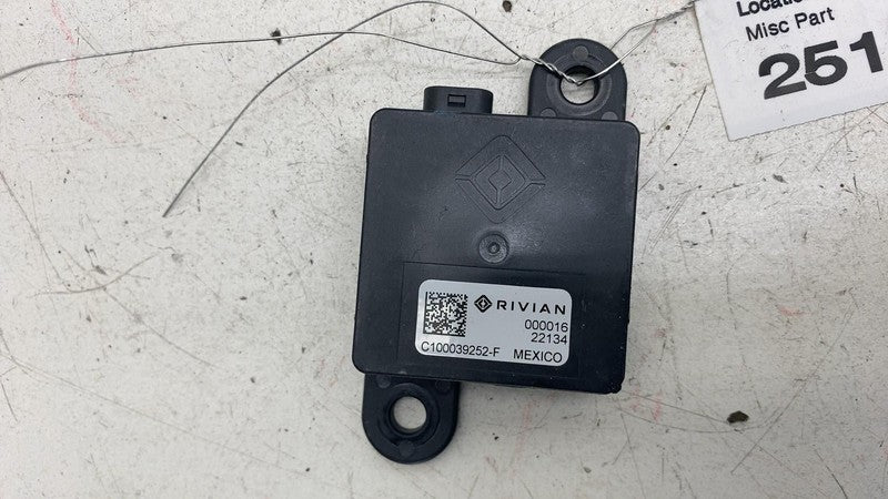 ⭕22 Rivian EDV-700 Truck Dash Comfort Control Module Unit Brain ECM C1