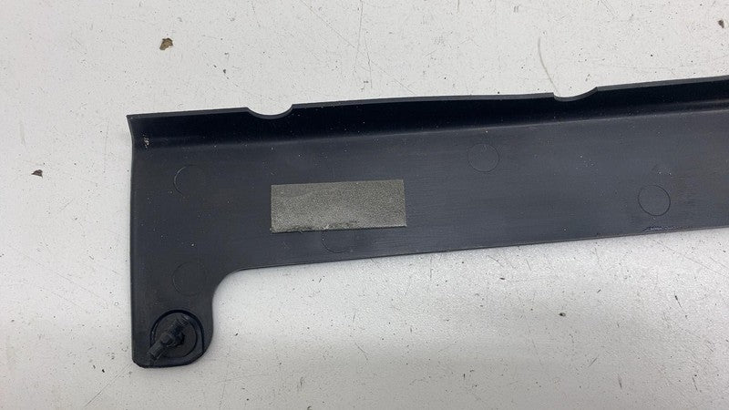 ⭕ 18-21 Navigator Front Right Door Window Frame Cover Molding RH JL1B-