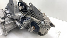 2011-2018 Porsche Cayenne S Transmission Transfer Case Gear Box 4.4L