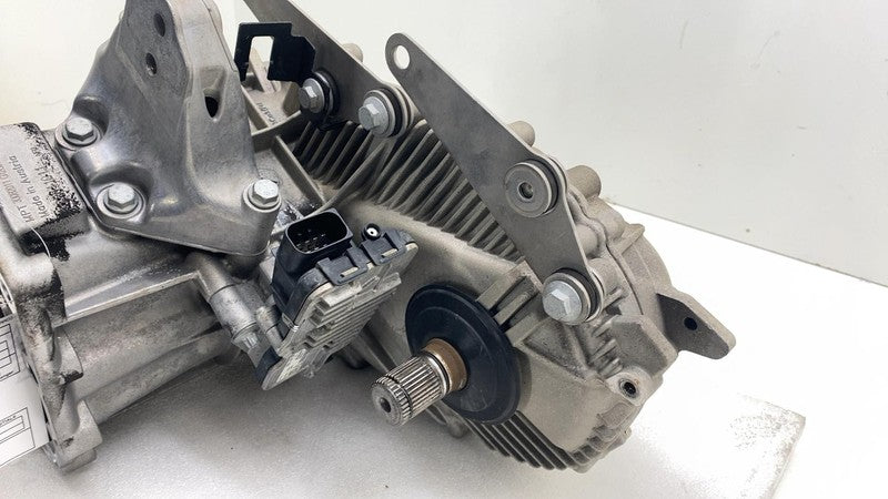 2011-2018 Porsche Cayenne S Transmission Transfer Case Gear Box 4.4L