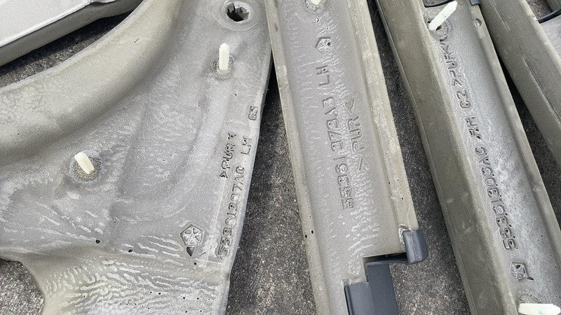 ⭕ 2011-2018 Jeep Wrangler SET of Roll Bar Padding Covers & Moldings OE