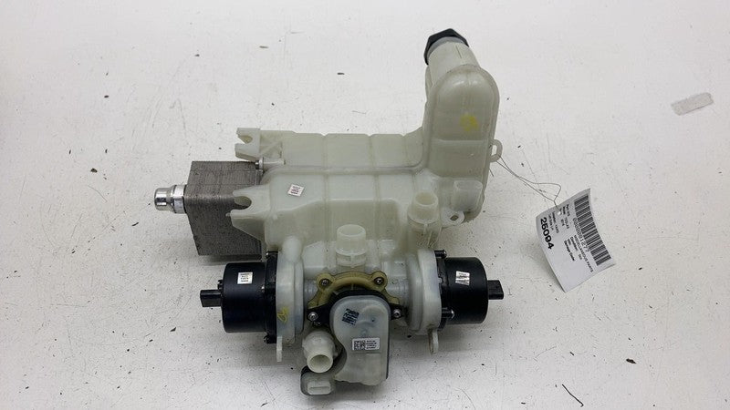 1097015-00-K ⭕ 2017-2020 Tesla Model 3 Reservoir Superbottle Tank Chiller Cooler 1097016-00-D