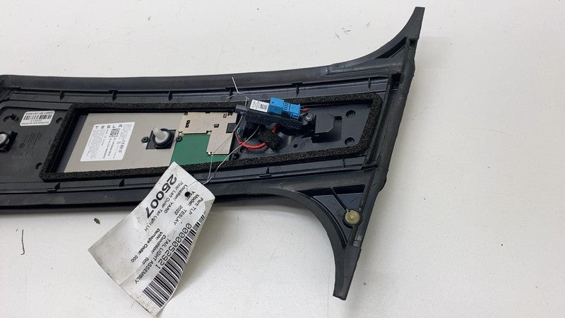 ⭕ 20-23 Model Y Left Exterior B-Pillar Applique Glass Trim LH AP3 1506