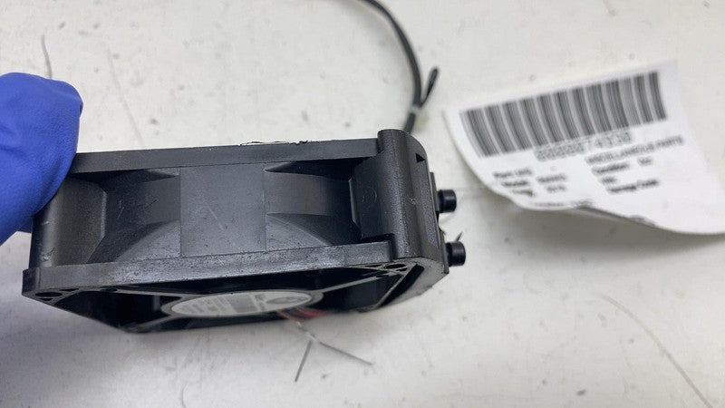 6983075 ⭕ 2014-2021 BMW i3 I01 Rear Trunk Amplifier Cooling Fan Blower Unit OEM 6983075