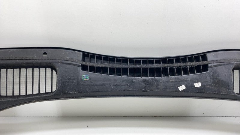 2013-2018 Ford C-Max Front Windshield Wiper Cowl Vent Trim Panel Cover