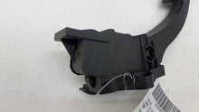 ⭕ 13-19 Mercedes-Benz B-Class Front Driver Gas Accelerator Pedal A2463001404Q6