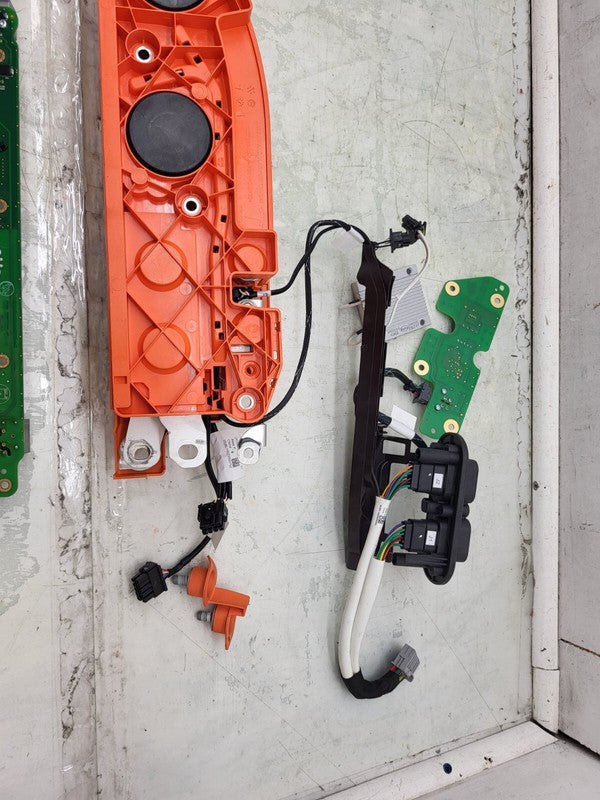 ⭕12-20 Model S X PCBA High Voltage Battery Rapidmate Ancillary Unit 10