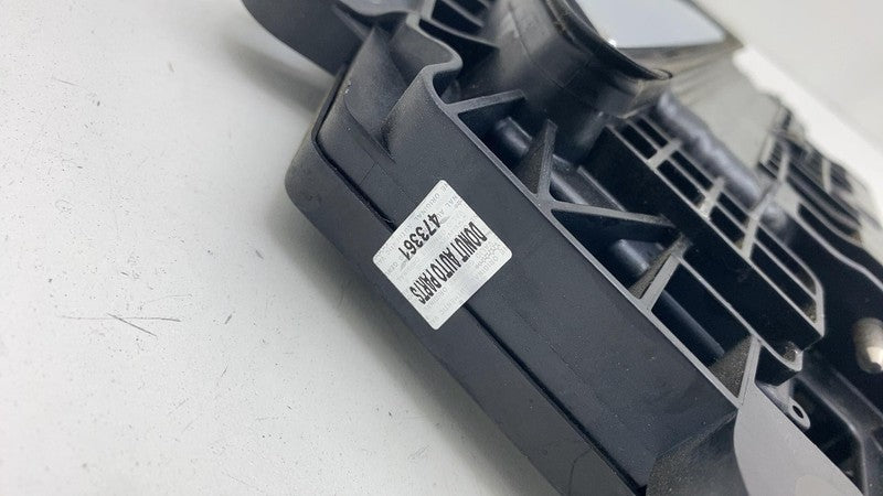 ⭕ 16-20 Model S Front Left Exterior Door Handle Outer Silver PMSS 1071