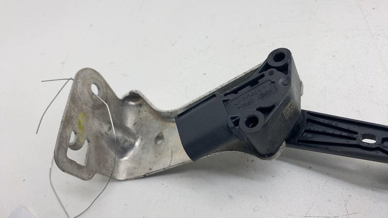 ⭕️ 15-20 Tesla Model S Rear Left Air Suspension Ride Height Sensor 102