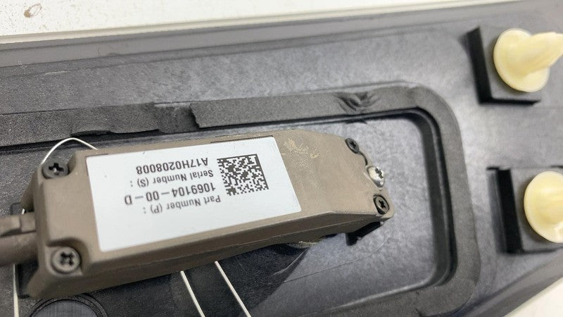 ⭕ 2016-2020 Tesla Model S MS Left B-Pillar Applique Glass & Camera 108