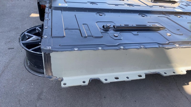 ⭕ 2022-2024 Rivian R1T R1S Large Battery Pack 141kWh Lithium Module Assembly