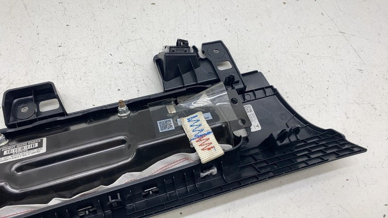⭕ 2025-2026 Tesla Model Y Juniper Right Passenger Side Knee Airbag 107
