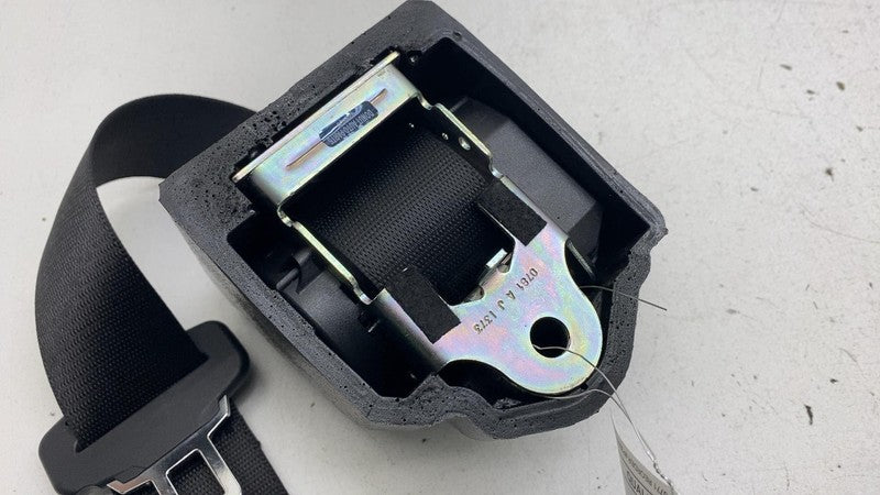 634166800A ⭕17-20 Maserati Levante Rear Passenger Side Seat Belt Retractor Right 634166800A