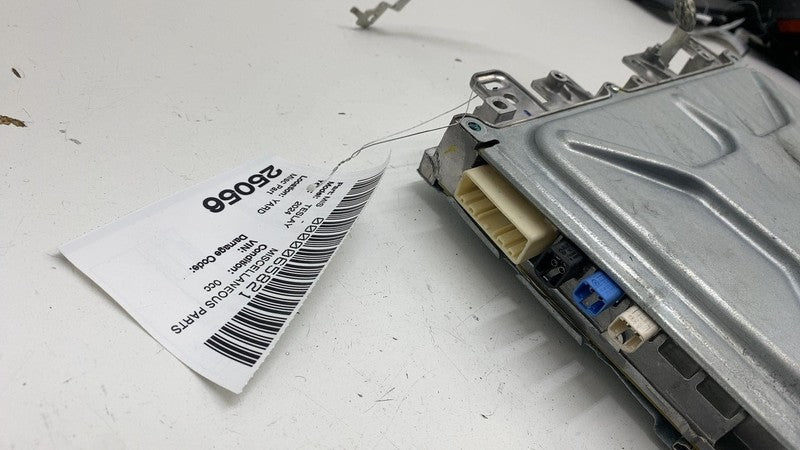 ⭕ 2023-2024 Tesla Model Y MCU 4.0 Car Computer Media Control Module 17