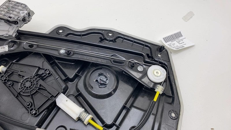 ⭕20-24 Model Y Rear Right Door Window Regulator & Motor w/ Carrier 149