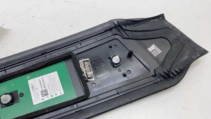 1506886-00-E ⭕ 20-23 Model Y Right Exterior B-Pillar Applique Trim w/ Camera RH 1506886-00-E