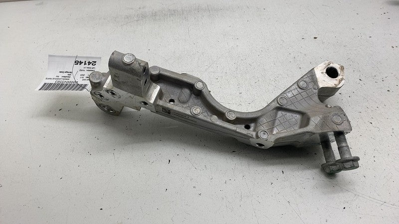 PT00613518B ⭕22-25 Rivian R1T R1S Front Left Lower Subframe Crossmember Bracket PT00613518-B