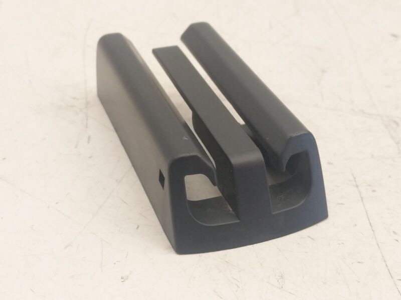 1051475 00 A 12-20 Model S Front Seat Rail Track Trim Rear Outer End Slide Cover 1051475-00-A