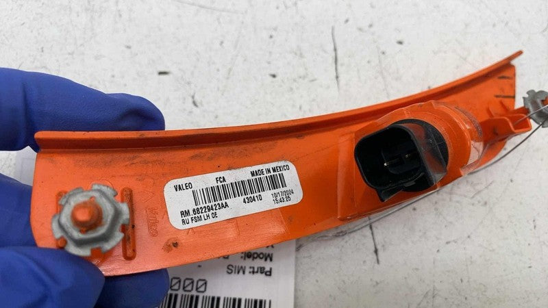 68229423AA ⭕ 2017-2025 Chrysler Pacifica Front Left Bumper Marker Light Lamp LH 68229423AA