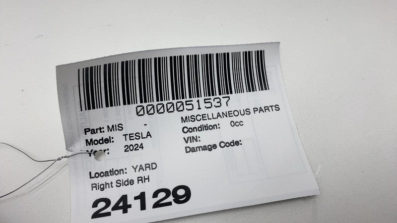 2024 Tesla Cybertruck Rear Passenger Side Closeout Panel Trim RIght 18