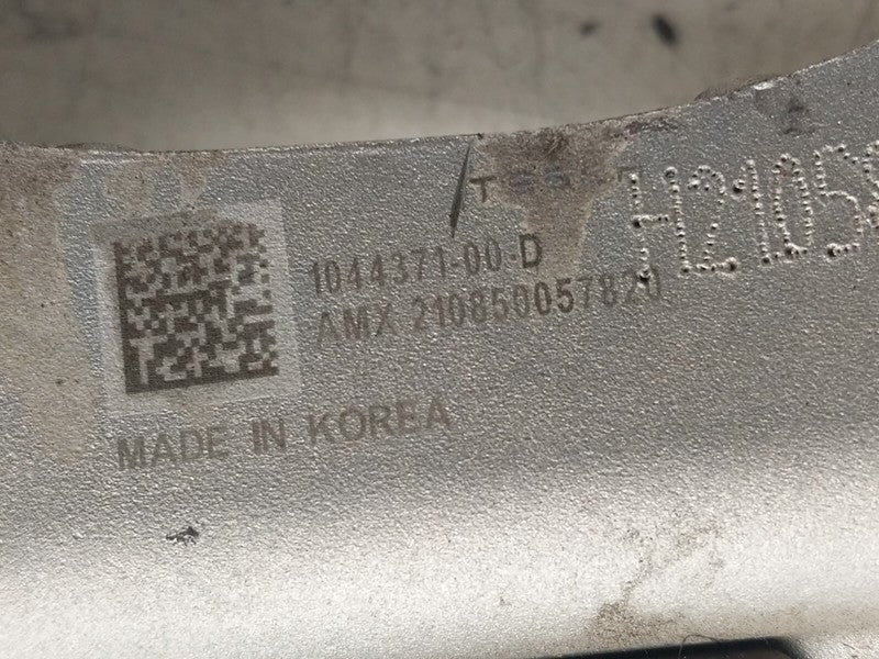 ⭕ 17-23 Model 3 Y Front Driver Side Upper Strut Mount Bracket Left 104