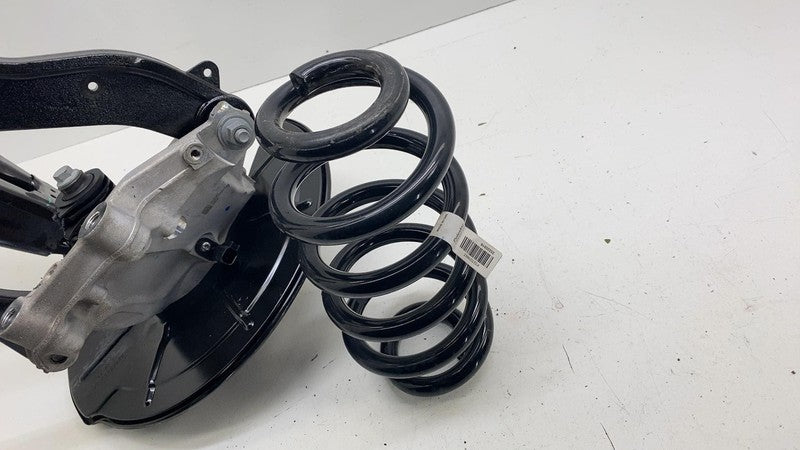 32329003 ⭕21-23 Polestar 2 Rear Left Spindle Knuckle w/ Hub + Links & Spring AWD 31681851
