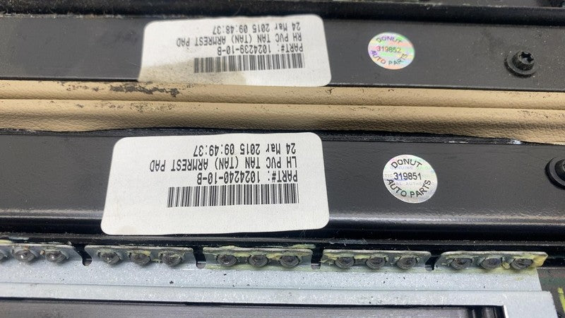 ⭕12-15 Model S Left & Right Center Console Armrest Pad 1024240-10-B/10