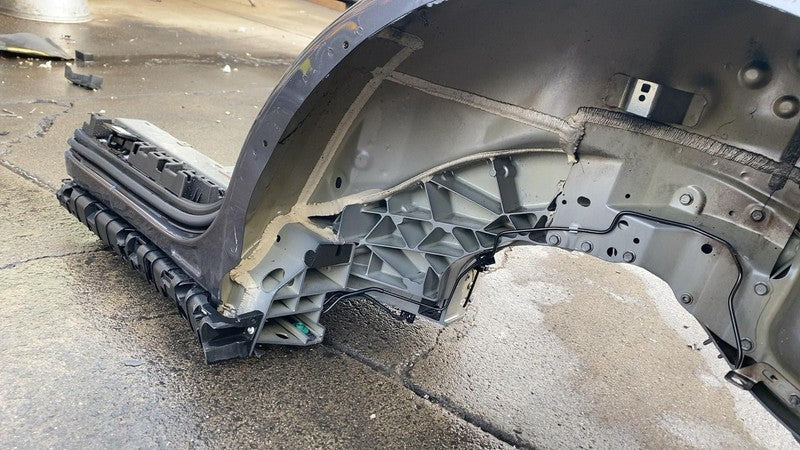 ⭕ 2016-2020 Tesla Model X Rear Left Quarter Fender Frame Panel Cutout 