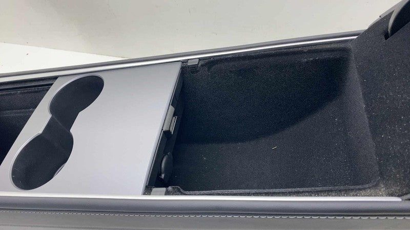 136306200F ⭕ 21-24 Model Y Front Center Console Armrest w/ Side Panels GEN 2 1617526-71-C