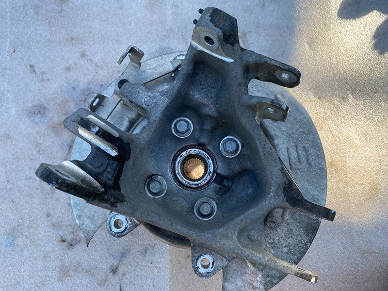 ⭕ 16-20 Model S X Rear Left Spindle Knuckle w/ Wheel Hub & Shield 1072160-00-A