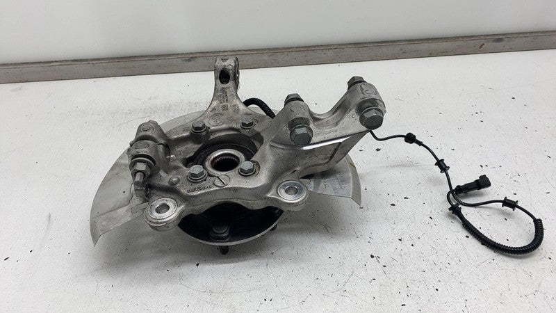 2017-2024 Chrysler Pacifica Front Left Spindle Knuckle Hub w/ Dust Shield LH FWD