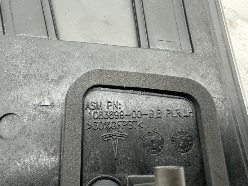108389900B ⭕ 2016-2020 Tesla Model S B-Pillar Applique Glass & Camera Left OEM 1092306-00-C