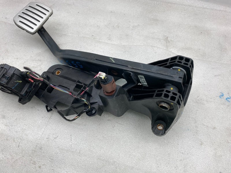 ⭕ 2020-2024 Tesla Model Y MY Accelerator Throttle Gas & Brake Pedal Pa