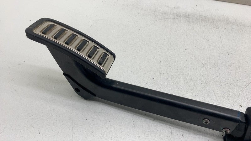 PT00002543F ⭕2022 2023 2024 Rivian R1T Accelerator Gas Pedal Assembly w/ Sensor PT00002543-F