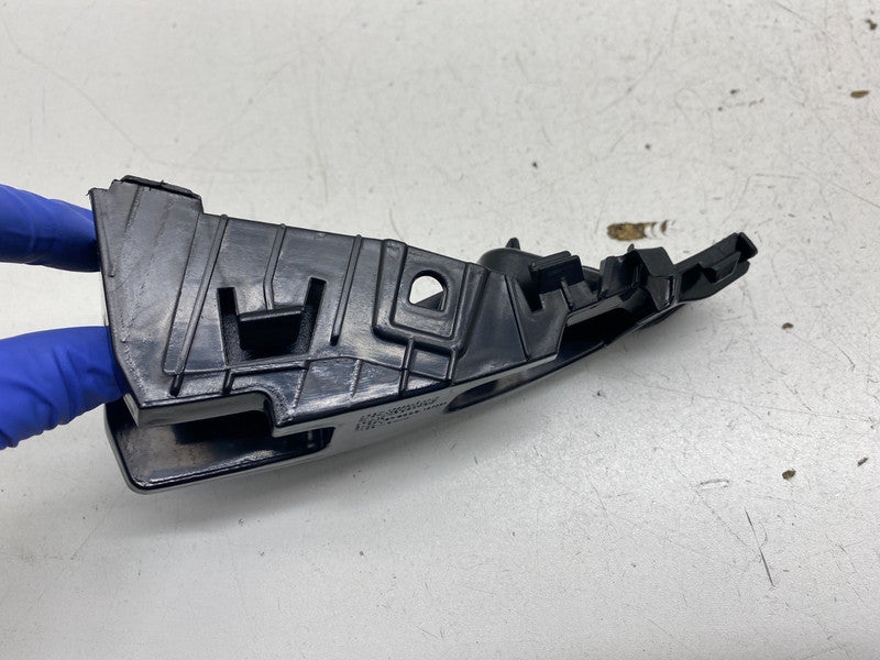 1755643 00 D ⭕ 24-26 Tesla Model 3 Rear Right Taillight Taillamp Lower Bracket 1755643-00-D