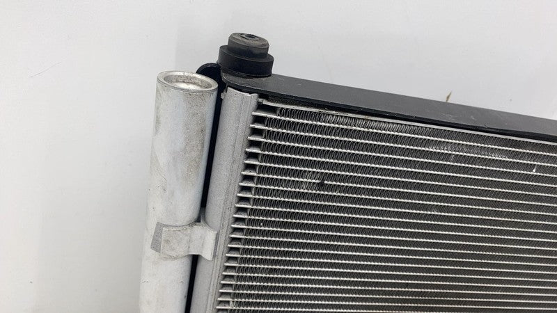 ⭕ 12-20 Model S Condenser Air Cooling Radiator w/ Fan Shroud Right 600