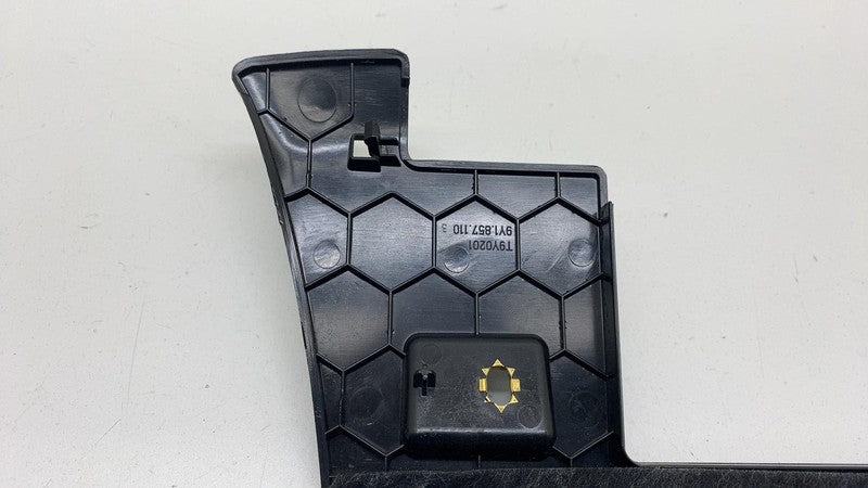 9Y1.857.110.B ⭕ 2019-2024 Porsche Cayenne Front Right Dash Lower Knee Bolster Panel 9Y1857110B
