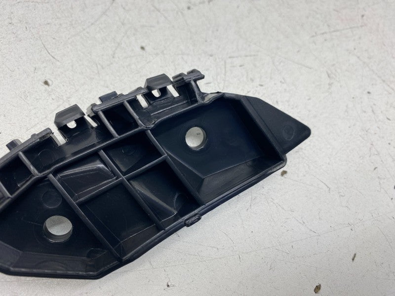 1774269 00 E ⭕ 24-26 Tesla Model 3 Front Right Fender to Bumper Fascia Bracket 1774269-00-E