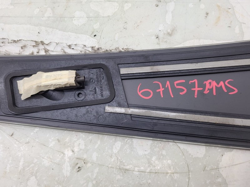 1083900 00 C ⭕ 2016-2020 Tesla Model S MS Right B-Pillar Applique Glass & Camera 1092307-00-G