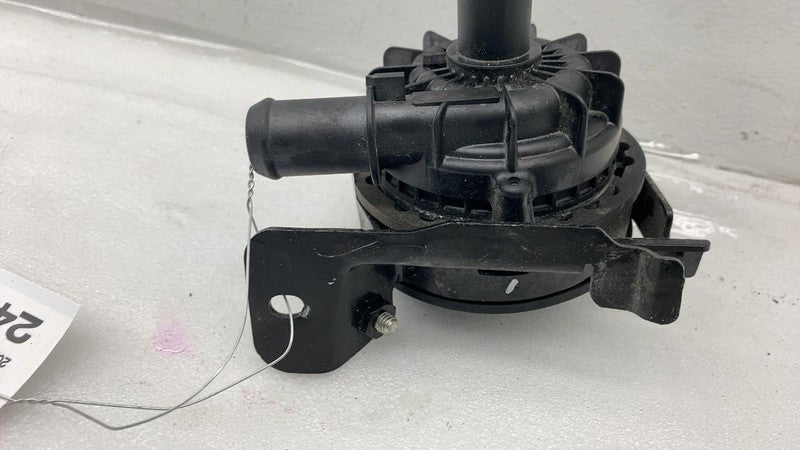 ⭕ 2021-2024 Jeep Wrangler 4XE Auxiliary Coolant Pump Assembly Mopar 68