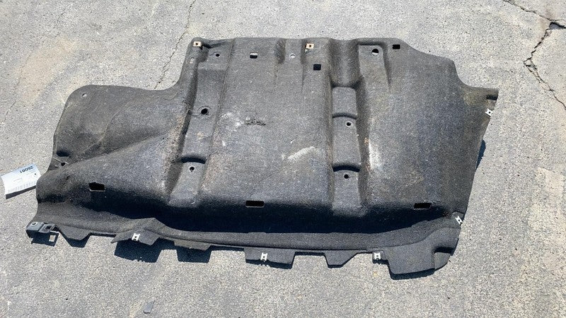 ⭕2017-2024 Chrysler Pacifica Rear Underbody Pan Diffuser Panel Splash Shield OEM
